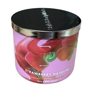 Bath & Body Works Strawberry Daiquiri 3-Wick Candle